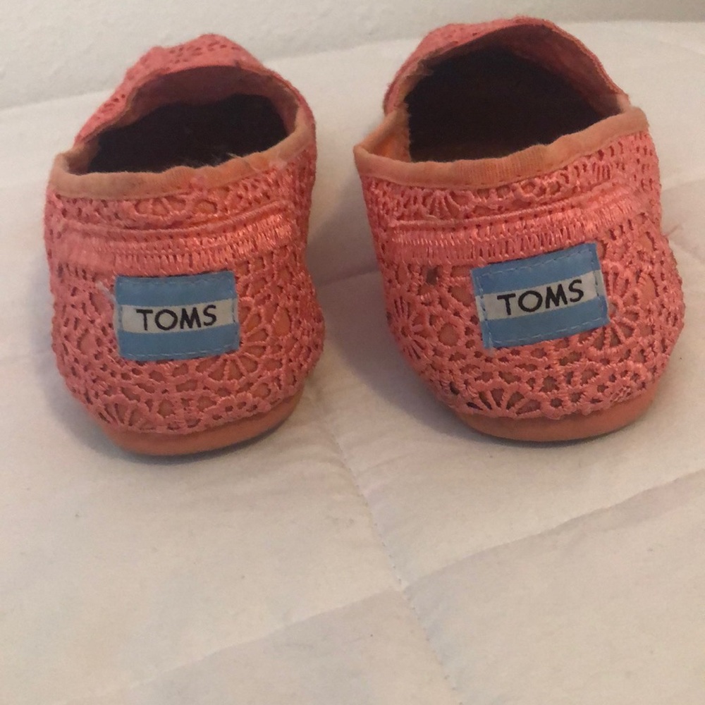 Pink TOMS💗 - Picture 3 of 4